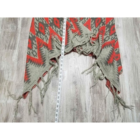 Young Threads NEW YORK CITY NYC Aztec Wrap Cardigan Sweater Women's Size Large - Picture 6 of 9